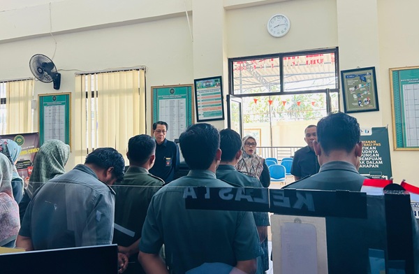 briefing3.jpg